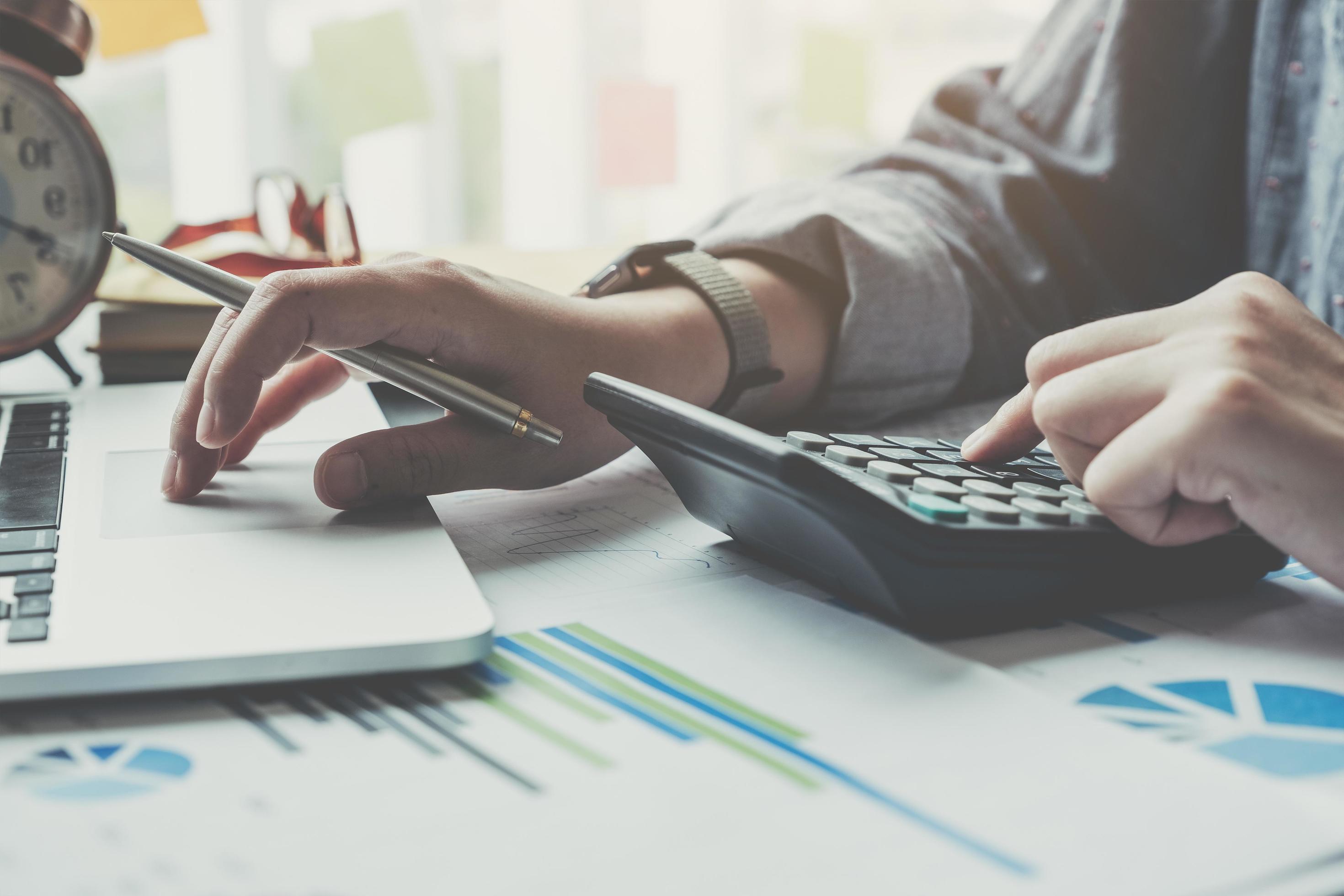 Should You Keep an Eye On This Mid Cap Stock-BROS